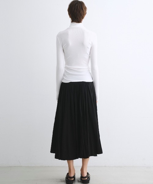 レーヨンニットリブジャージー タートルトップ（ニット/セーター