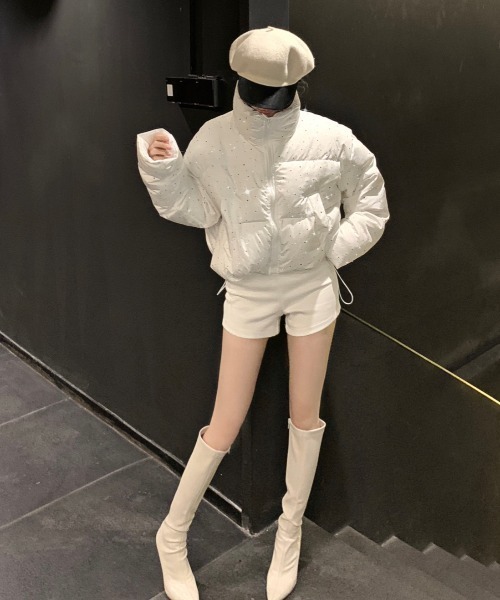 セール】キラキラビジューが輝く中綿ショートダウンジャケット／3色