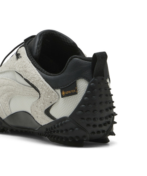 PUMA(プーマ)の「PUMA プーマ ユニセックス モストロ XC ゴアテックス スニーカー(スニーカー・メンズ・グレー系その他/ブラック×パープル・22.5cm/24.0cm/25.5cm/25.0cm/24.5cm/27.5cm/27.0cm/26.5cm/28.0cm/30.0cm/29.0cm/28.5cm/26.0cm/23.5cm/23.0cm)」の8枚目の写真