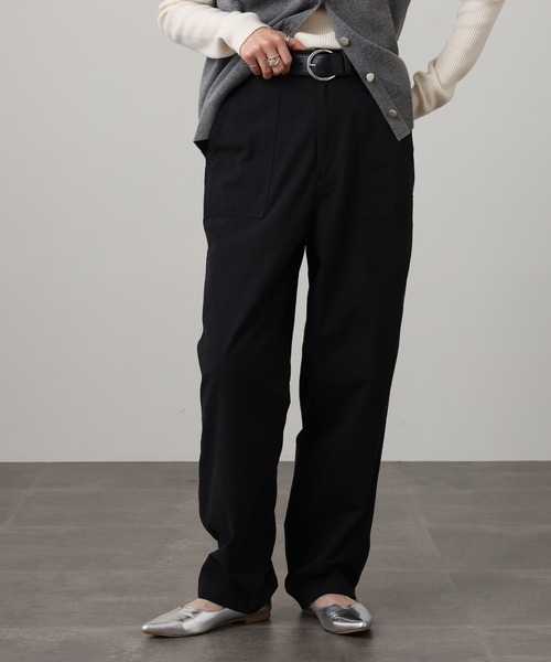 OMNES（オムネス）の「ダンプベイカーパンツ（その他パンツ・レディース・ブルー/アイボリー/カーキ/ブラック・M/L）」の2枚目の写真