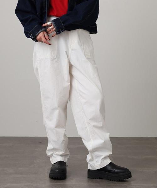 OMNES（オムネス）の「ダンプベイカーパンツ（その他パンツ・レディース・ブルー/アイボリー/カーキ/ブラック・M/L）」の16枚目の写真