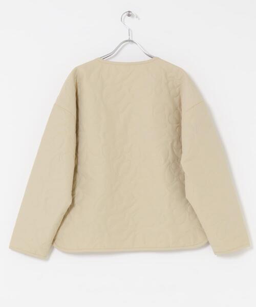 ITEMS URBANRESEARCH（アイテムズ アーバンリサーチ）の「ノーカラー中綿ブルゾン（ノーカラージャケット・レディース・ブラック/ブラウン/ベージュ・FREE）」の21枚目の写真