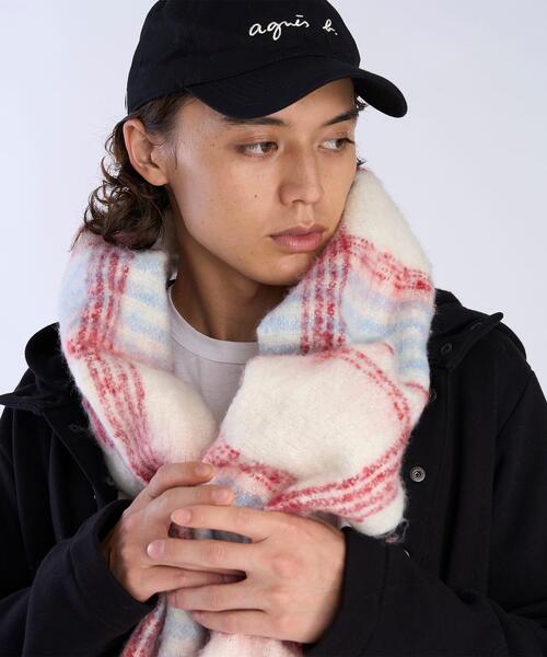 To b. by agnes b.(トゥービーバイアニエスベー)の「チェック マフラー(マフラー・レディース・レッド・FREE)」の10枚目の写真