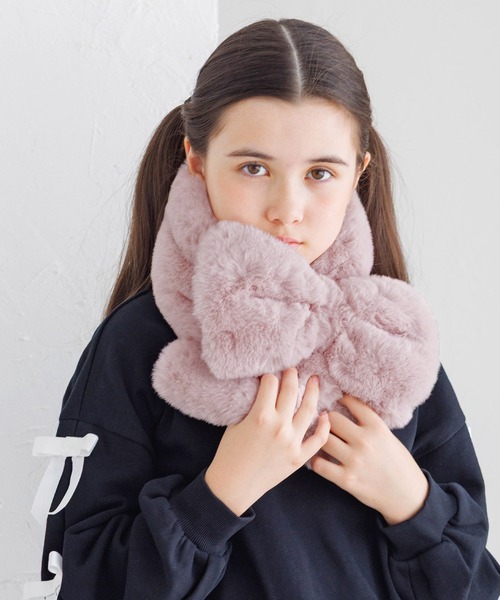 coca（coca）（コカ）の「【WEB限定セール】キッズ　フェイクファーリボンティペット（マフラー・キッズ・アイボリー/ピンク・ONE SIZE）」の11枚目の写真