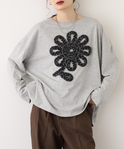 BARNDOOR(バーンドア)の「20天竺花フリルドルマンロンT 長袖(Tシャツ/カットソー・レディース・杢グレー/ブラック/アイボリー・FREE)」の3枚目の写真