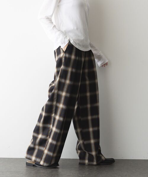 GARAGE OF GOOD CLOTHING（ガレージオブグッドクロージング）の「【日本製】オンブレチェック２タックワイドパンツ（その他パンツ・レディース・チェック・36）」の13枚目の写真