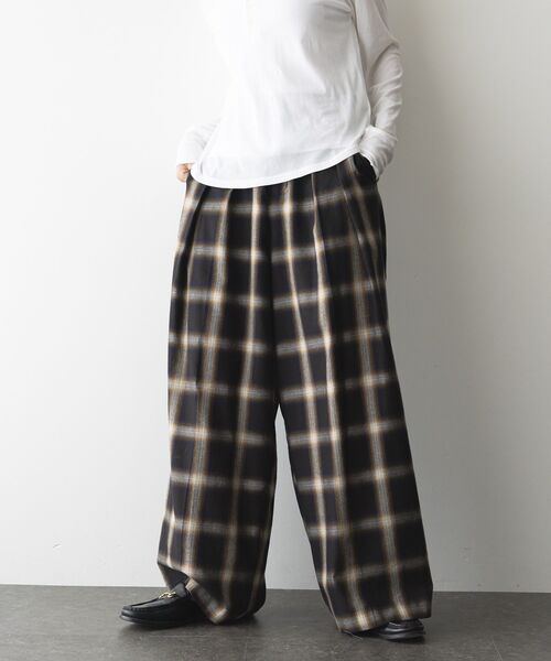 GARAGE OF GOOD CLOTHING（ガレージオブグッドクロージング）の「【日本製】オンブレチェック２タックワイドパンツ（その他パンツ・レディース・チェック・36）」の14枚目の写真