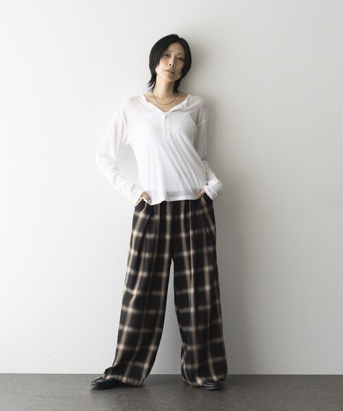 GARAGE OF GOOD CLOTHING（ガレージオブグッドクロージング）の「【日本製】オンブレチェック２タックワイドパンツ（その他パンツ・レディース・チェック・36）」の15枚目の写真