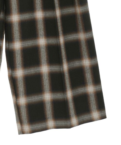 GARAGE OF GOOD CLOTHING（ガレージオブグッドクロージング）の「【日本製】オンブレチェック２タックワイドパンツ（その他パンツ・レディース・チェック・36）」の21枚目の写真