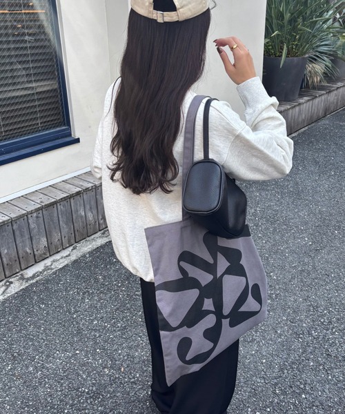 COLONY 2139(コロニートゥーワンスリーナイン)の「キャンバストートバッグ(トートバッグ・レディース・ブルー/グレー/アイボリー/ピンク/ホワイト/オレンジ・FREE)」の18枚目の写真