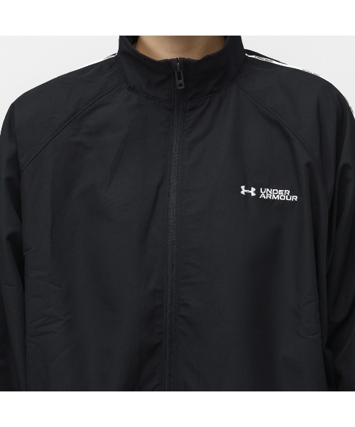 UNDER ARMOUR(アンダーアーマー)の「アンダーアーマー UAトリコット ライナー ウーブン フーディー(ナイロンジャケット・レディース・スモークピンク/ブラック/ベージュ・S/M/L/XL)」の5枚目の写真