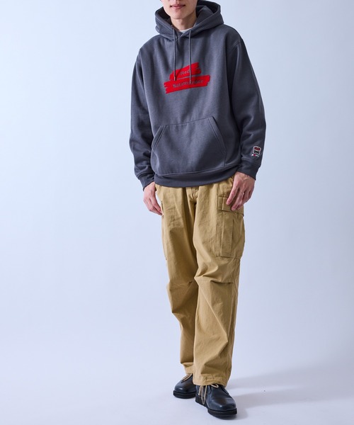  j.n.r.d（ジェー・エヌ・アール・ディー）の「【Red Salamander】裏起毛ロゴパーカー（パーカー・メンズ・チャコールグレー/グレー・L/LL/M）」の14枚目の写真