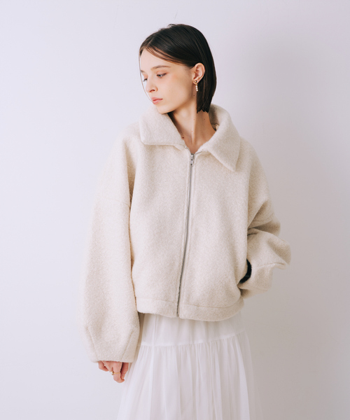 SELFIST（セルフィスト）の「ボリューム袖シープボアジャケット　秋服　冬服　アウター（ブルゾン・レディース・ブラック/アイボリー・フリー）」の18枚目の写真