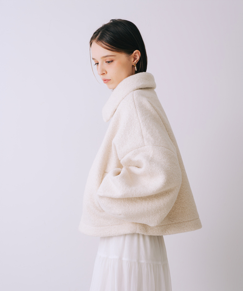 SELFIST（セルフィスト）の「ボリューム袖シープボアジャケット　秋服　冬服　アウター（ブルゾン・レディース・ブラック/アイボリー・フリー）」の19枚目の写真