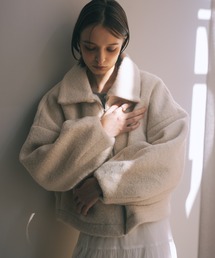 SELFIST（セルフィスト）の「ボリューム袖シープボアジャケット　秋服　冬服　アウター（ブルゾン）」