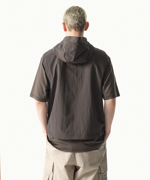 MUSINSA STANDARD（ムシンサスタンダード）の「[シティレジャー] フードパーカーベスト [マッドグレー]（ベスト・メンズ・その他・MEDIUM/LARGE/X-LARGE/XX-LARGE）」の4枚目の写真