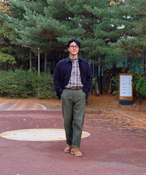 MUSINSA STANDARD（ムシンサスタンダード）の「ホワイトサテンオフィサーパンツ[オリーブ]（その他パンツ・メンズ・その他・38/42/36/34/32/31/33/26/27/28/40/30/29）」の15枚目の写真