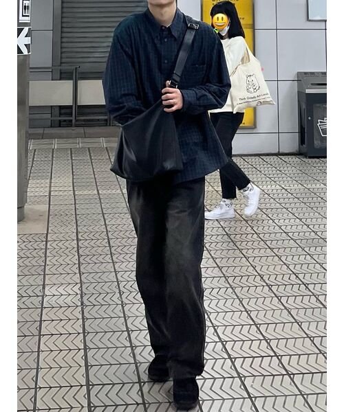 TRILLION(トリリオン)の「イエローウォッシュリバースジョーデニムパンツ(BLACK)(デニムパンツ・レディース・その他・SMALL/MEDIUM/LARGE/X-LARGE)」の10枚目の写真