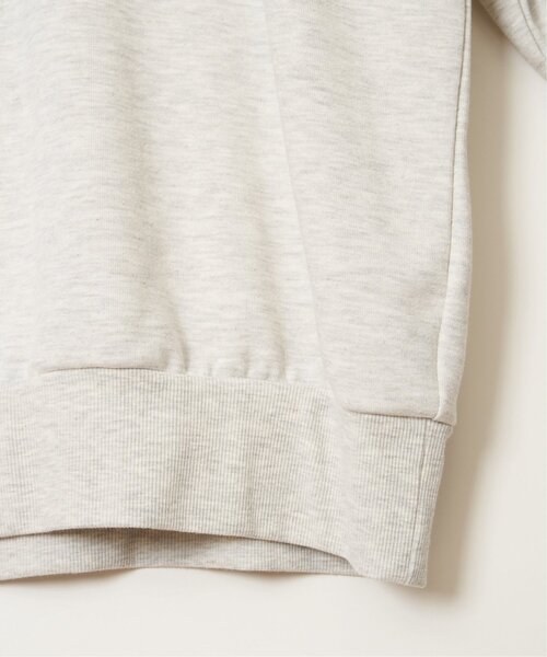 LBC(エルビーシー)の「ハーフジップ裏毛プルオーバー(スウェット・レディース・ナチュラル/ブルー/チャコール・M)」の4枚目の写真