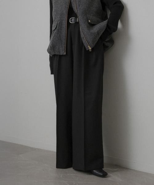 Floran(フローラン)の「ツイル タック パンツ(スラックス・レディース・ブラック/グレー/ブラウン・FREE)」の2枚目の写真