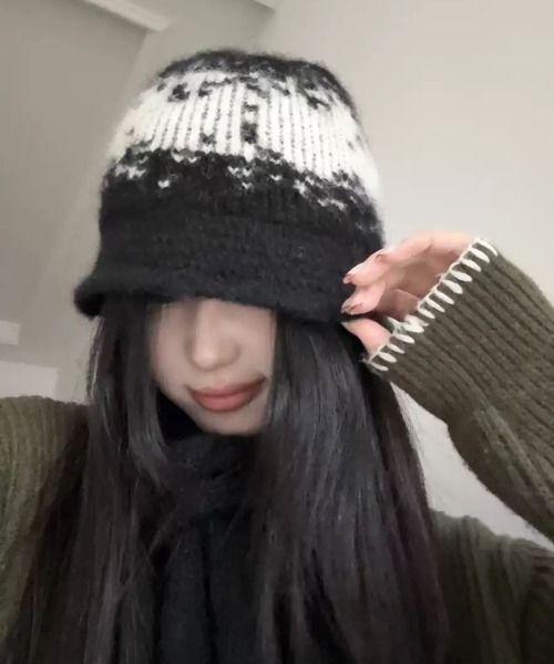 VIBGYOR（ヴィブジョー）の「【EIZZ/アイズ】グラデーションデザイン ニット バケットハット（ニットキャップ/ビーニー・レディース・グレー/ブラック/グリーン・FREE）」の4枚目の写真