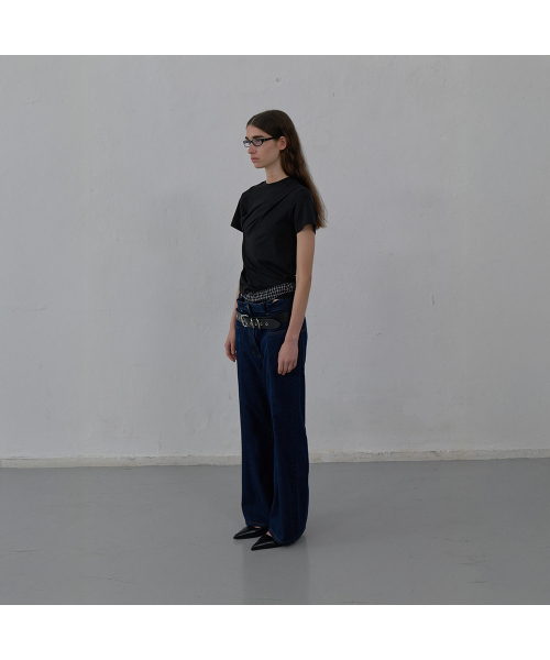 LCDC TM(エルシーディーシーティーエム)の「PLEATED DETAIL DENIM (BLUE)(デニムパンツ・レディース・その他・SMALL/MEDIUM)」の1枚目の写真
