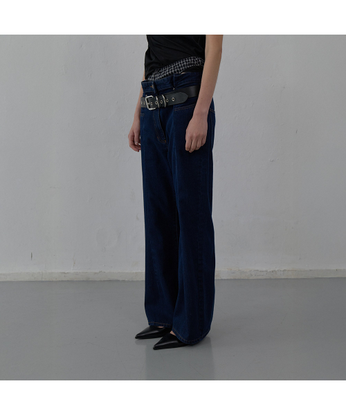 LCDC TM(エルシーディーシーティーエム)の「PLEATED DETAIL DENIM (BLUE)(デニムパンツ・レディース・その他・SMALL/MEDIUM)」の5枚目の写真