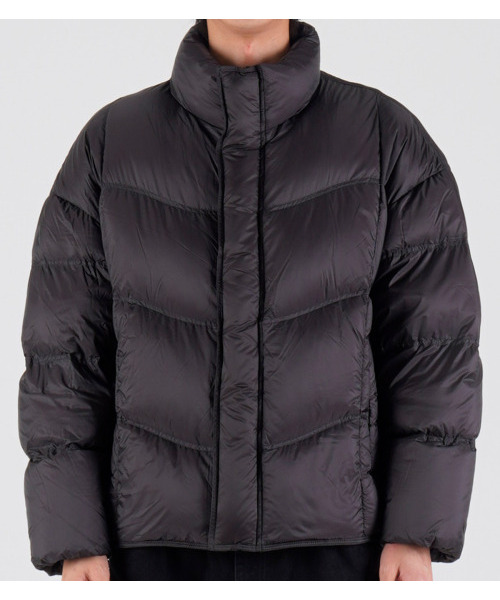 BUTTON SEOUL（ボタンソウル）の「[ダックダウン90/10] ベーシックライトダックダウンパディングジャケット (ブラック)（ダウンジャケット/コート・メンズ・その他・MEDIUM/LARGE/X-LARGE）」の2枚目の写真