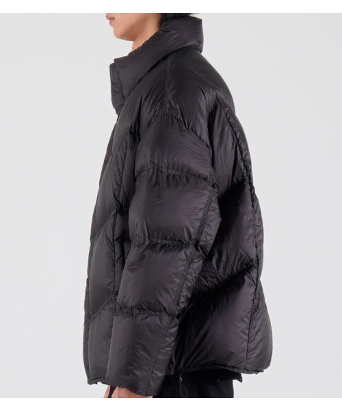 BUTTON SEOUL（ボタンソウル）の「[ダックダウン90/10] ベーシックライトダックダウンパディングジャケット (ブラック)（ダウンジャケット/コート・メンズ・その他・MEDIUM/LARGE/X-LARGE）」の4枚目の写真