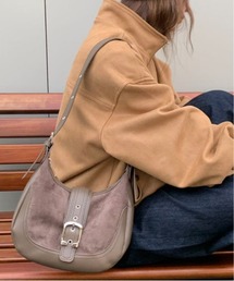フェイクスエード切り替えバックルベルトショルダーバッグ