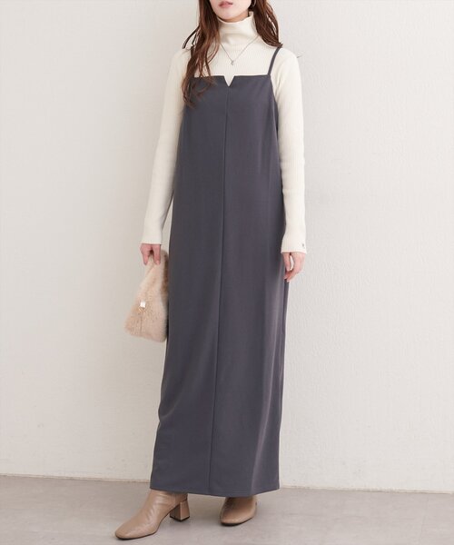 natural couture（ナチュラルクチュール）の「カットジョーゼットナローキャミワンピース（ワンピース・レディース・グレイッシュベージュ/ブラック/グレー/ドット/その他1・FREE）」の9枚目の写真