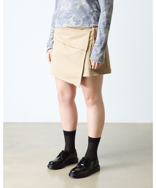 Dr. Martens(ドクターマーチン)の「Dr. Martens/ドクターマーチン 1461 MONO リボン 3 ホール シューズ 43417001(その他シューズ・レディース・ブラック・UK6/UK4/UK3/UK11/UK5/UK10/UK7/UK8/UK9)」の4枚目の写真
