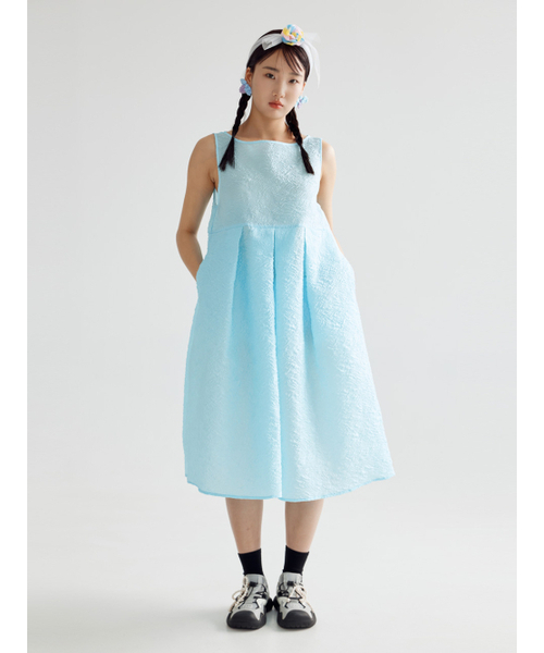 BOMNAL BOUTIQUE(ボムナルブティック)の「フレアミディドレス _ スカイ(ワンピース・レディース・その他・SMALL/MEDIUM)」の1枚目の写真
