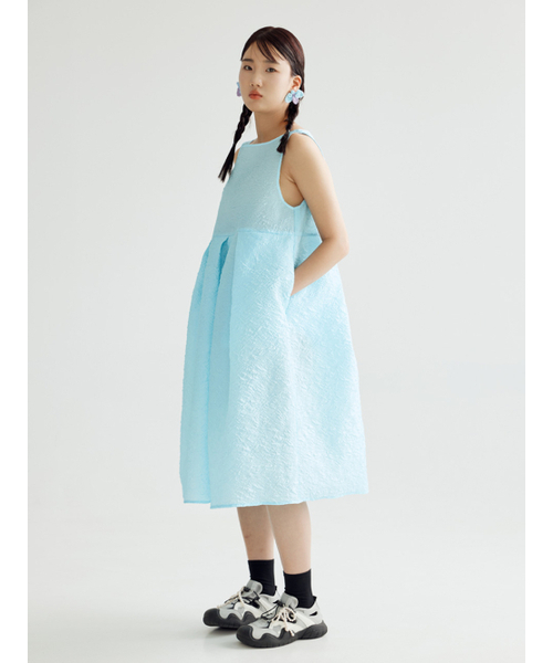 BOMNAL BOUTIQUE(ボムナルブティック)の「フレアミディドレス _ スカイ(ワンピース・レディース・その他・SMALL/MEDIUM)」の2枚目の写真