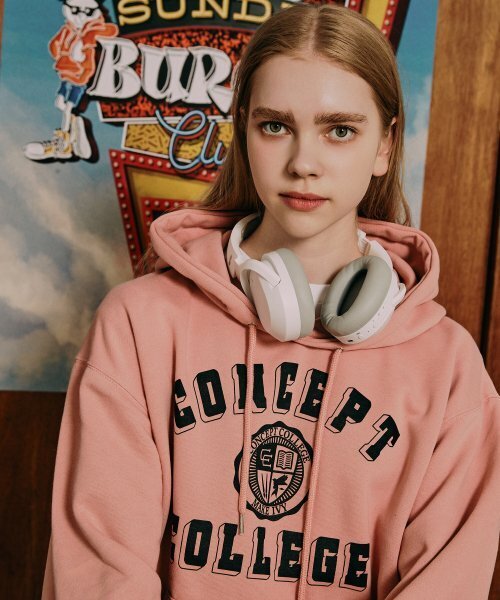 CONCEPTCOLLEGE（コンセプトカレッジ）の「クラシックビッグロゴインディピンクフードパーカー [男女共用]（パーカー・レディース・その他・LARGE）」の4枚目の写真