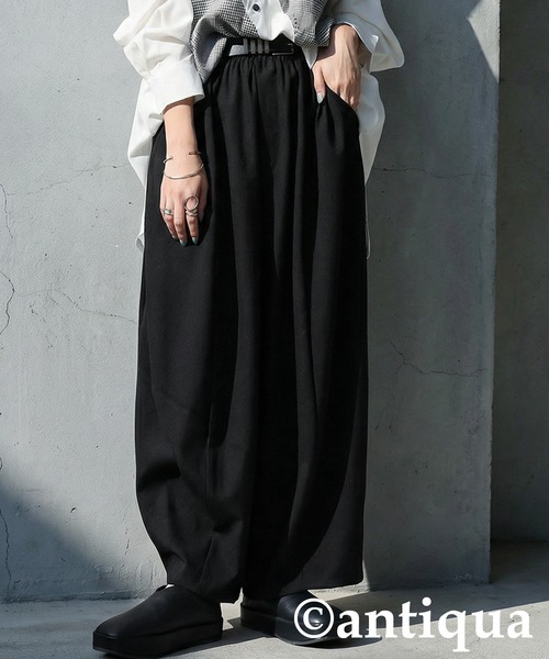 antiqua(アンティカ)の「コクーンパンツ(その他パンツ・レディース・ブラック/チャコールグレー・ONESIZE)」の2枚目の写真