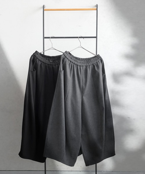 antiqua(アンティカ)の「コクーンパンツ(その他パンツ・レディース・ブラック/チャコールグレー・ONESIZE)」の14枚目の写真