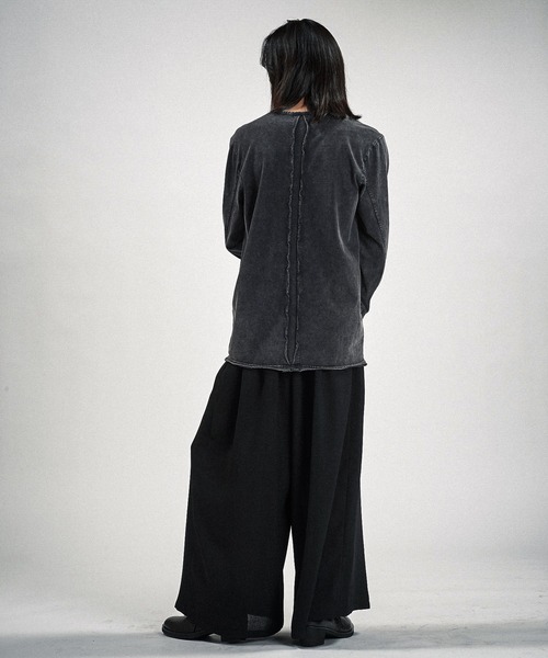 NO ID.(ノーアイディ)の「【NO ID.】Multi Seam Crew Neck Pullover / マルチ シーム クルーネック プルオーバー(Tシャツ/カットソー・メンズ・グレー/ブラック/ホワイト・ONE SIZE)」の17枚目の写真