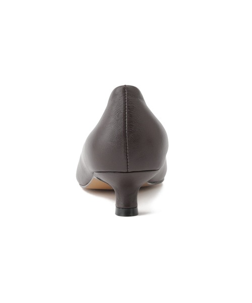 REMME(レメ)の「【REMME/レメ】SHEEP LEATHERパンプス(パンプス・レディース・ブラウン系その他/オフホワイト/ブラック・40/38/36)」の7枚目の写真