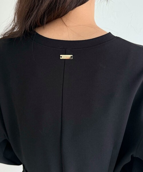 fredy emue（フレディエミュ）の「ジョーゼットベルト付きワンピース（ワンピース・レディース・ブラック/チャコールグレー・38/36）」の15枚目の写真