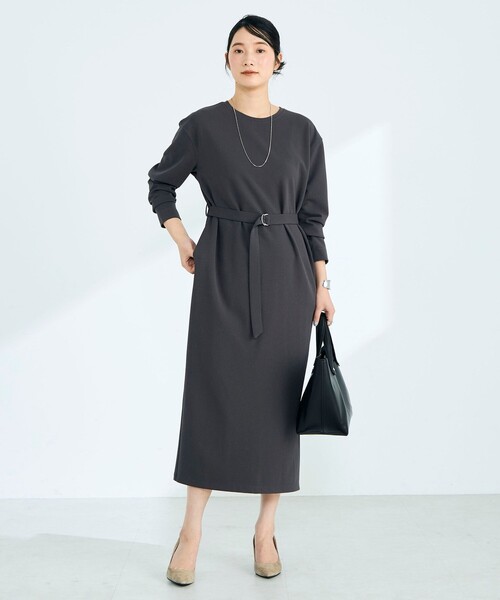 fredy emue（フレディエミュ）の「ジョーゼットベルト付きワンピース（ワンピース・レディース・ブラック/チャコールグレー・38/36）」の21枚目の写真