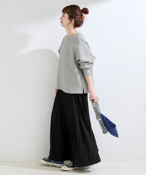 B.C STOCK(ベーセーストック)の「《2点セット》ダンボールプルオーバー/キャミワンピースセット(ワンピース・レディース・ホワイト/チャコールグレー・FREE)」の4枚目の写真