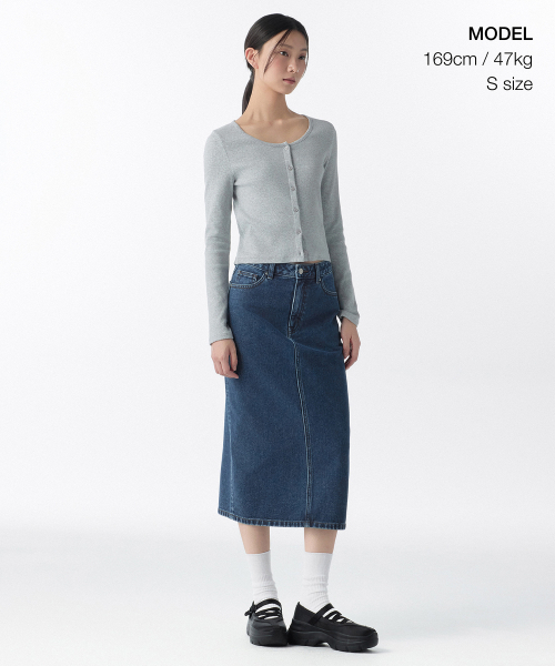 MUSINSA STANDARD WOMAN（ムシンサスタンダードウーマン）の「ウィメンズデニムミディスカート[ミディアムインディゴ]（スカート・レディース・その他・LARGE/MEDIUM/SMALL/X-SMALL）」の7枚目の写真