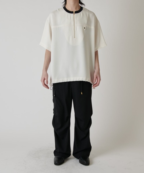 CULLNI(クルニ)の「【CULLNI exclusive for Lui's】ハーフジップバイカラークルーネックTシャツ(Tシャツ/カットソー・メンズ・ブラック/チャコールグレー/オフホワイト・2/1)」の21枚目の写真