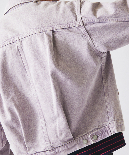 JOURNAL STANDARD relume（ジャーナルスタンダード　レリューム）の「＜Relume Jeans＞ コーンデニム カツラギ トラッカージャケット（デニムジャケット・メンズ・ナチュラル/ブラックミックス/ライトパープル・MEDIUM/LARGE）」の7枚目の写真