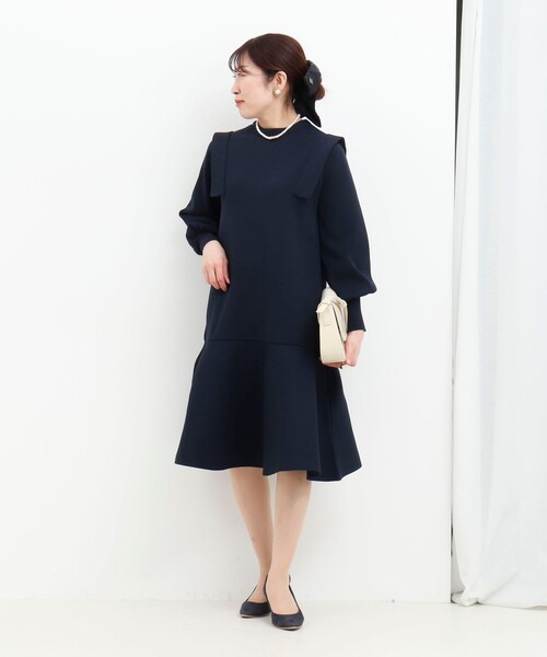 MICO COULIER（ミコクリエ）の「ミラノリブ　デザインワンピース（ワンピース・レディース・ネイビー/グレイッシュベージュ・38）」の22枚目の写真