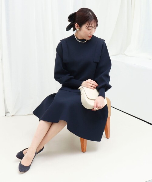 MICO COULIER（ミコクリエ）の「ミラノリブ　デザインワンピース（ワンピース・レディース・ネイビー/グレイッシュベージュ・38）」の7枚目の写真