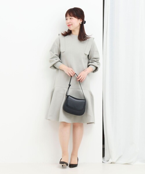 MICO COULIER（ミコクリエ）の「ミラノリブ　デザインワンピース（ワンピース・レディース・ネイビー/グレイッシュベージュ・38）」の10枚目の写真