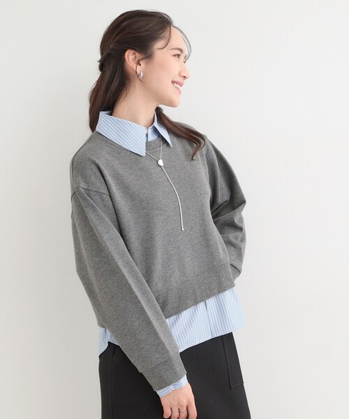 SHOO・LA・RUE(シューラルー)の「【洗濯機可】1枚でサマ見え シャツレイヤード風 スウェット(スウェット・レディース・ネイビー/ライトグレー/オフホワイト/チャコールグレー・01/02/03/04)」の7枚目の写真
