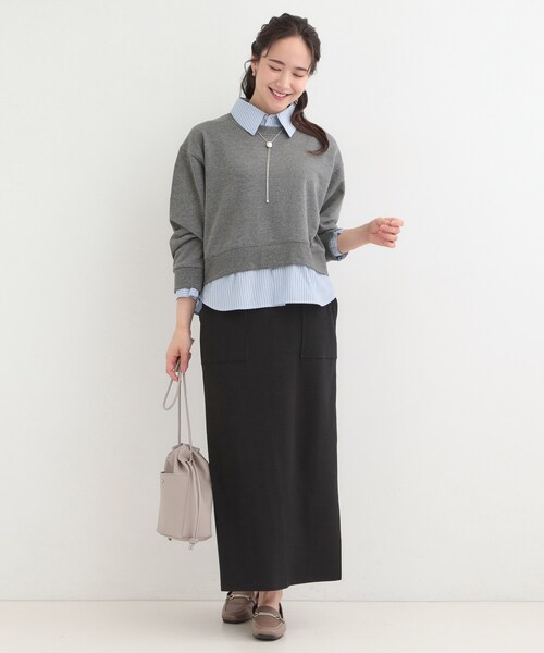 SHOO・LA・RUE(シューラルー)の「【洗濯機可】1枚でサマ見え シャツレイヤード風 スウェット(スウェット・レディース・ネイビー/ライトグレー/オフホワイト/チャコールグレー・01/02/03/04)」の8枚目の写真